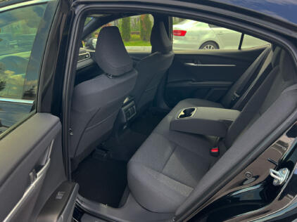 Toyota Camry 80 задний ряд