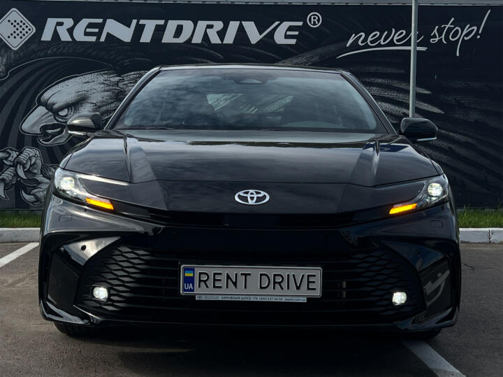 оренда Toyota Camry 80 2025 rentdrive