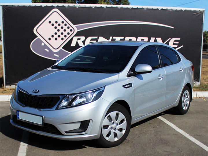 оренда Kia Rio RentDrive