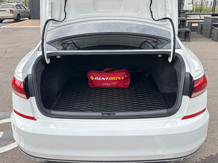 аренда volkswagen passat b8 rentdrive