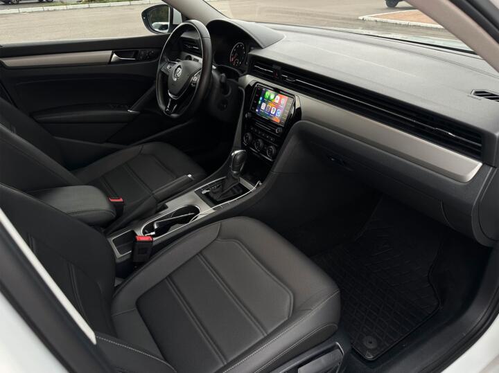 Volkswagen Passat B8 Kyiv for rent