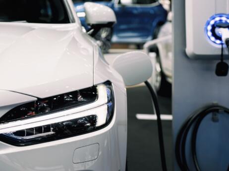 Примусова електрифікація,  або як нам не залишитися біля розбитого корита