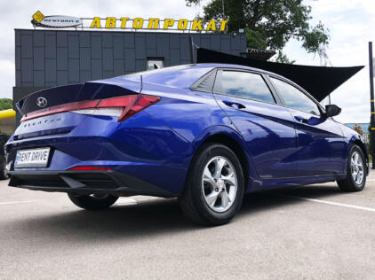 прокат Hyundai Elantra Киев