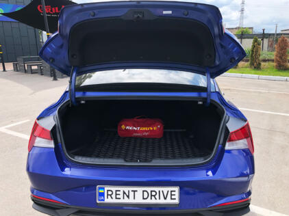 аренда Hyundai Elantra фото