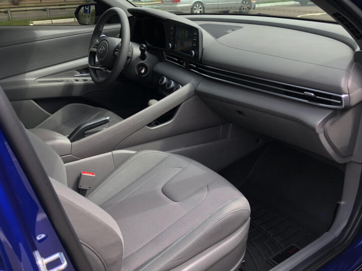 Hyundai Elantra Киев в аренду