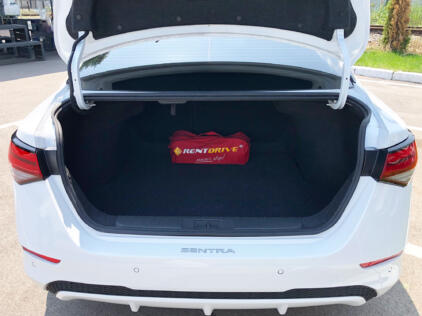 Nissan Sentra NEW багажник